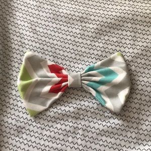 Chevron Bow